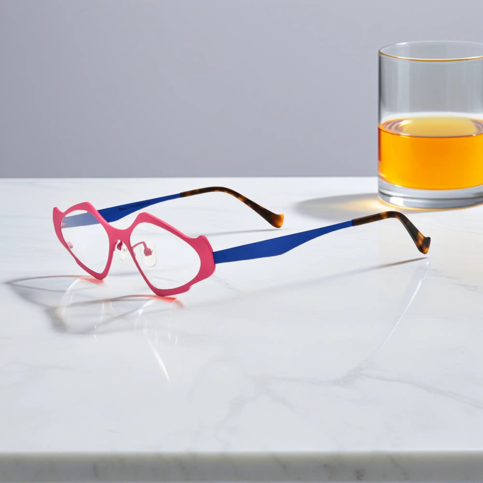 Side profile of VoyueLens™ VL185811 Fuchsia Indigo titanium geometric eyeglasses